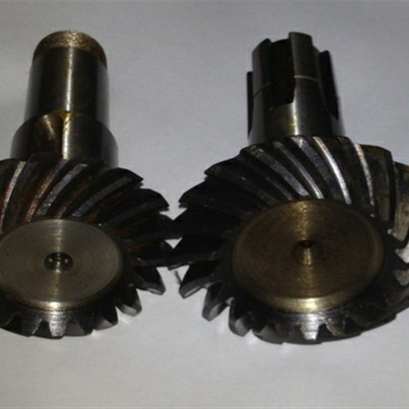 青海机床厂X8140铣床螺旋伞齿轮 齿数17和20