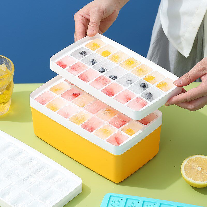 一体按压式制冰盒子麻将冰格家用创意冰箱自制带盒带冰铲冰块模具