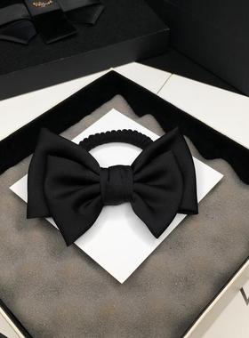 采购产品精致的中蝴蝶结发带，简单优雅，黑色发绳，多功能缎面织