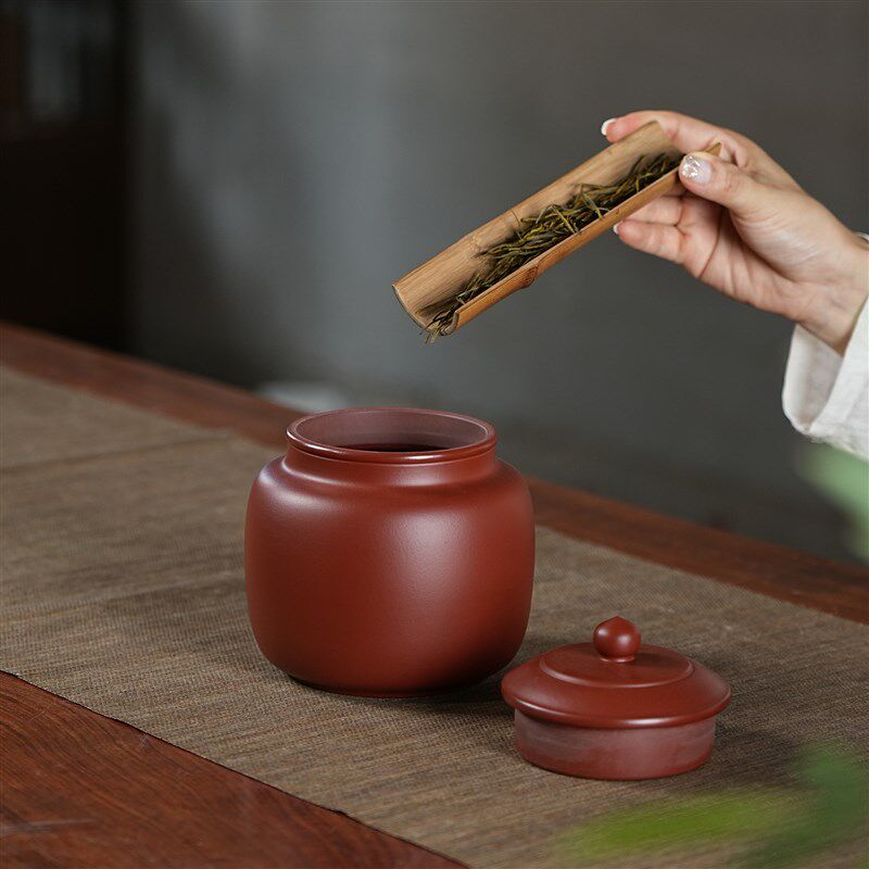 原矿朱泥吸力罐精品紫砂茶u叶罐半斤装小号中式陶瓷密封罐醒茶罐