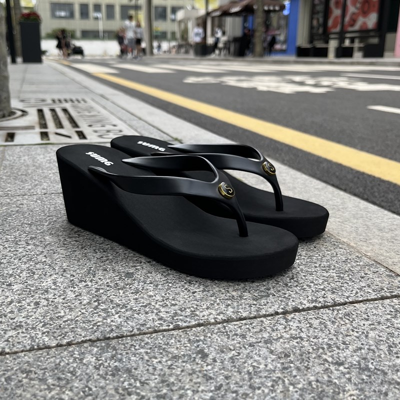 韩版高跟人字拖女夏季厚底外穿时尚休闲橡胶防滑沙滩凉拖夹脚拖鞋