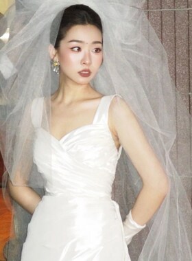 新款抓泡云朵蓬蓬长头纱领证登记结婚新娘摄影造型街拍婚纱跟妆