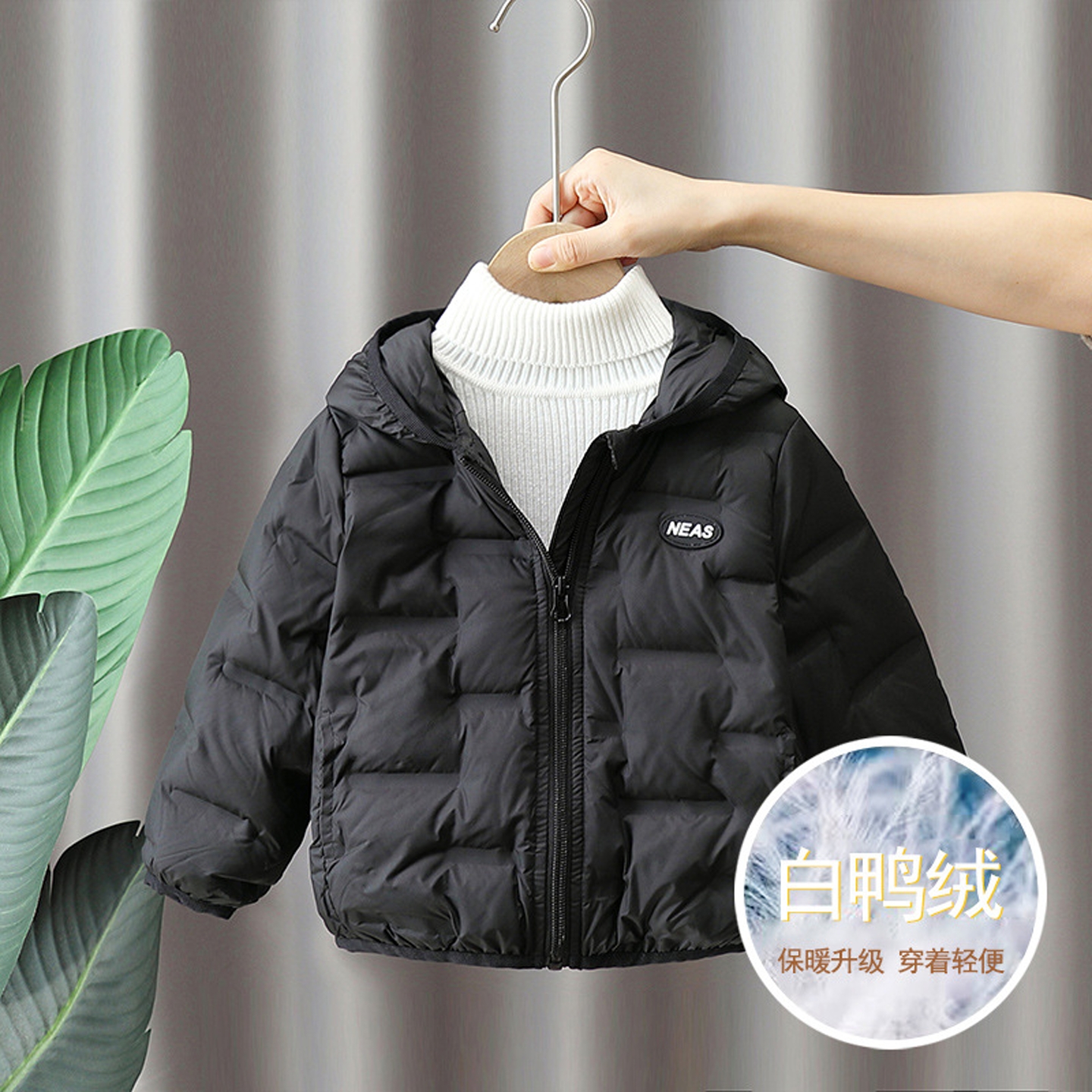 男女童轻薄羽绒服2025冬季新款儿童短款连帽冬装宝宝冬白鸭绒外套