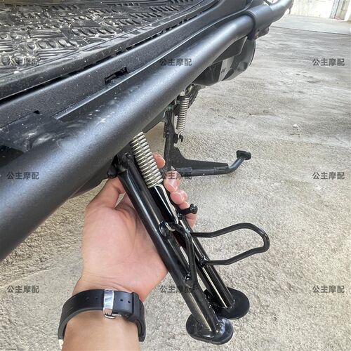 适用豪爵虎鲨VX125 萌哥 萌妹 HJ125T改装配件侧支架边撑支撑脚撑