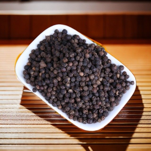 正宗海南特产黑白胡椒,颗粒均匀饱满口感辛辣天然健康