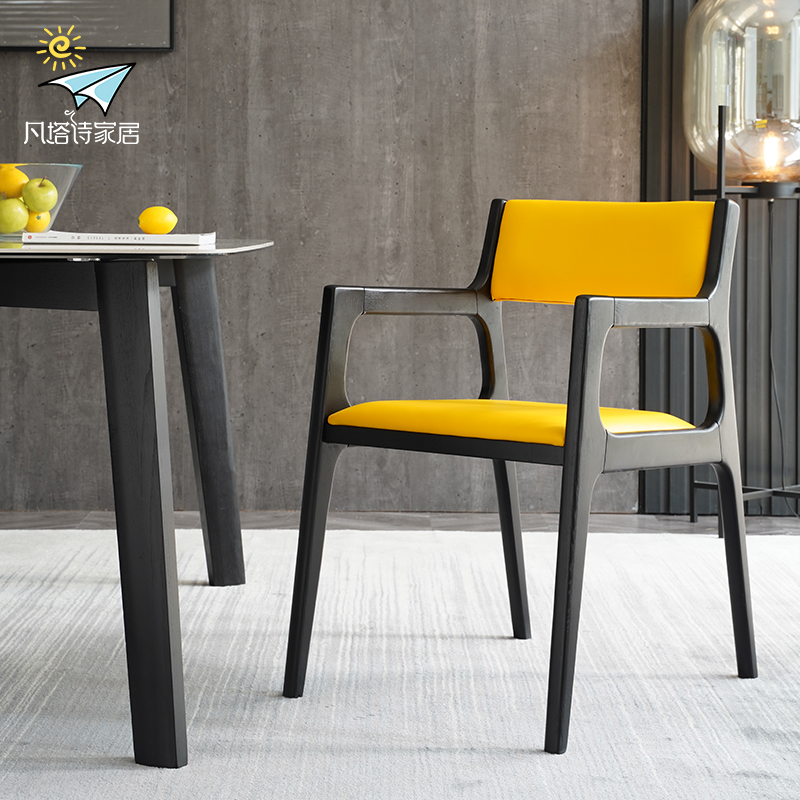 白蜡木创意餐椅高回弹北欧实木椅子扶手现代简约靠背软包家用凳