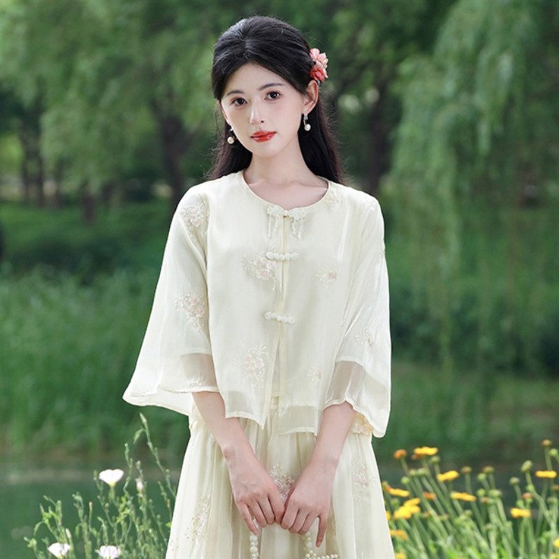 轻国风唐装刺绣盘扣上衣配半身裙女夏季新中式宽松仙气日常穿茶服
