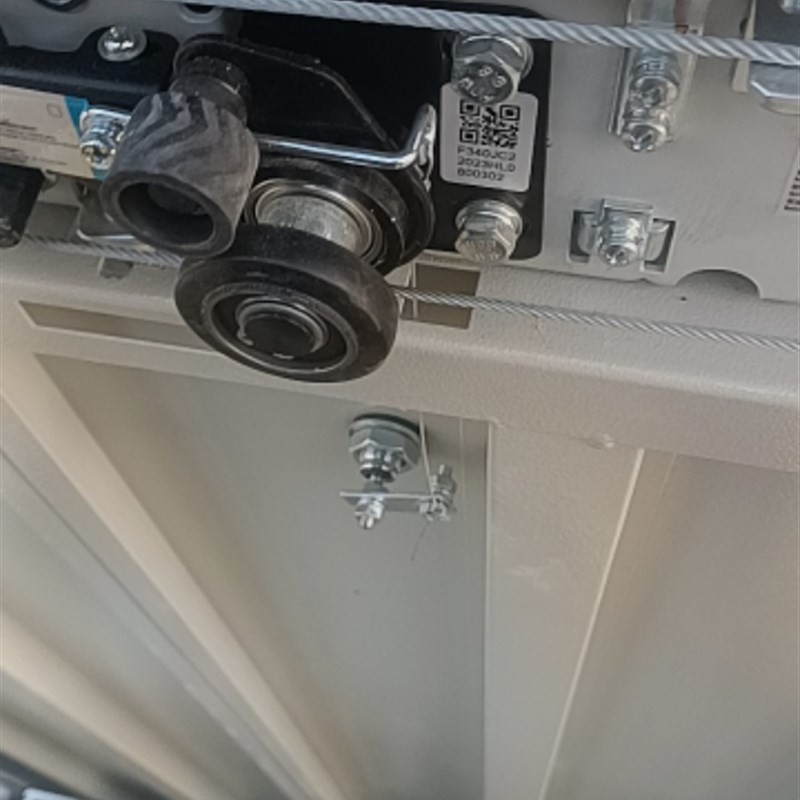 杭州西奥电梯门锁装置XCMS01-A门锁Otis厅门钩子锁解锁拉线