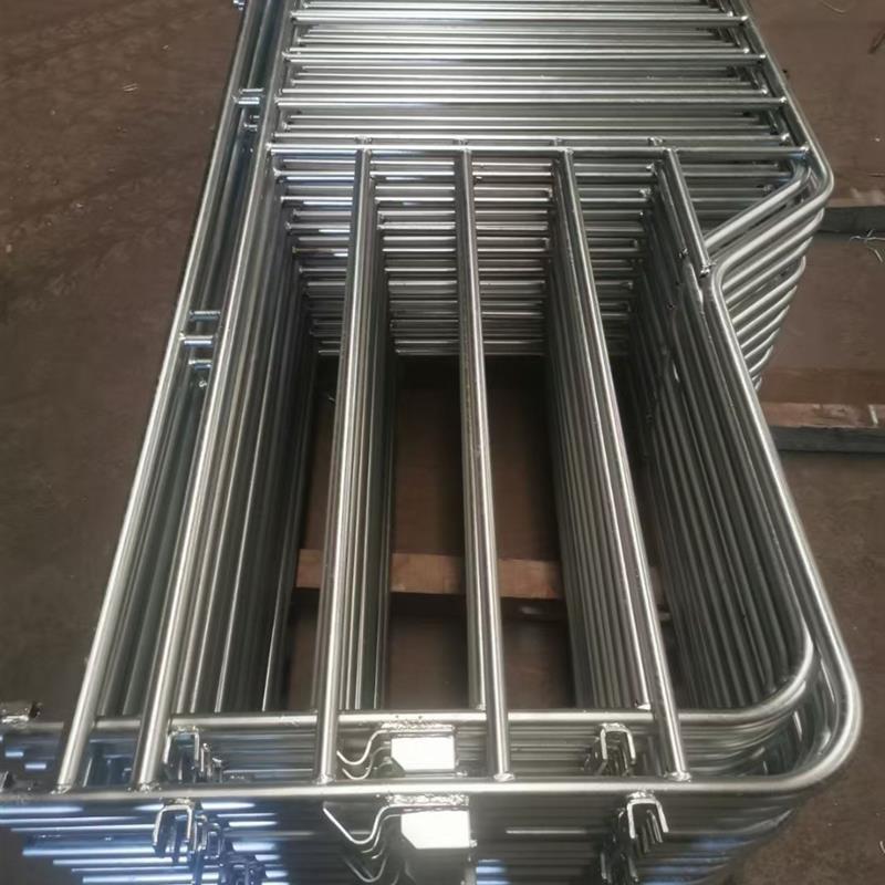养猪设备热镀锌定位栏妊娠栏猪圈门热浸锌栏位畜牧设备