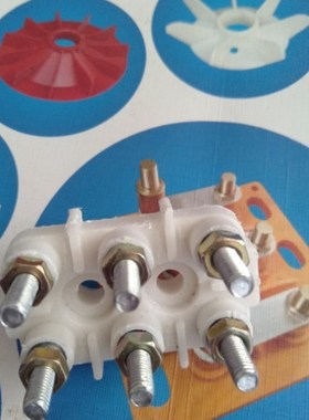 YS7134 接线板 孔距15  长45宽30