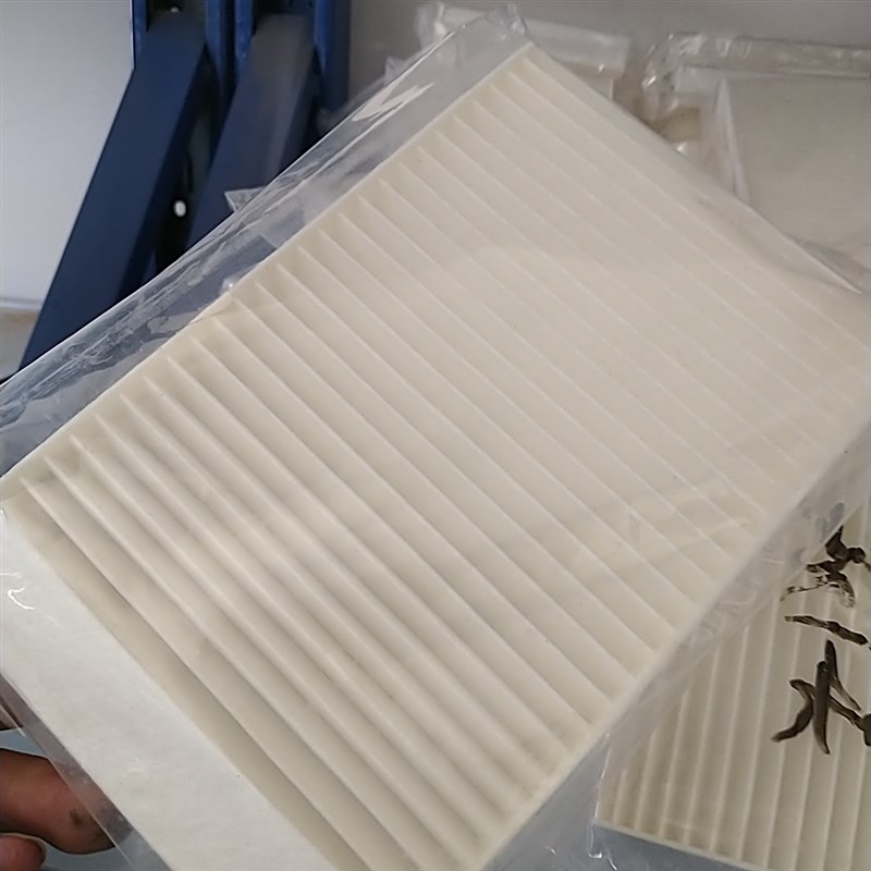 中国重汽豪泺豪沃A7 T7H C7H空调滤芯空气格滤清器正品4包邮