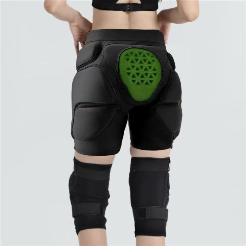 户外滑雪护臀护膝专业防摔男女儿童滑雪骑行轮滑护具