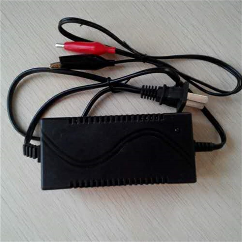 12V充电器 智能充电器 铅酸蓄电池充电器12v1ah---12v9ah专用