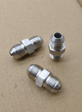 直通M16*1.5D型双外丝两端一样扩口304材料高压不锈钢接头1616