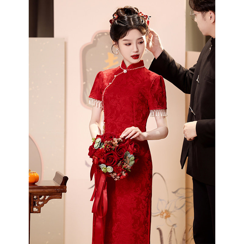 高端旗袍敬酒服新娘2025新款订婚礼服高级感酒红色连衣裙回门便装