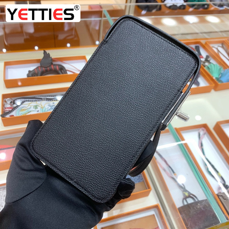 春夏新款真皮手掌纹锁扣女士手机包高级感简约单肩斜挎包迷你小包