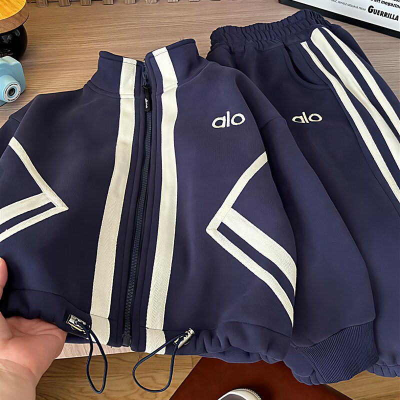 男童套装春秋装2025新款男孩帅气时髦秋冬季儿童T休闲运动两件套