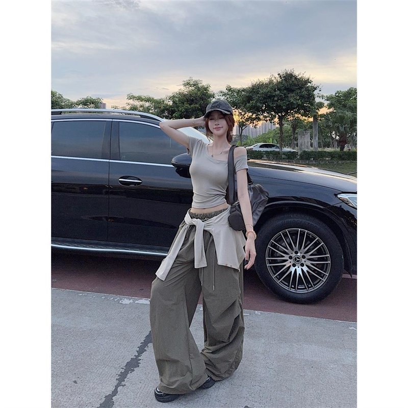 时尚套装斜肩短袖T恤女短款上衣夏季宽松阔腿裤运动工装裤两件套