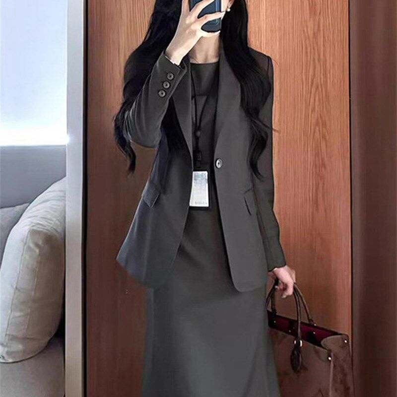 胖mm长袖修身西装无袖连衣裙子职业两件套装春秋新款大码通勤女装