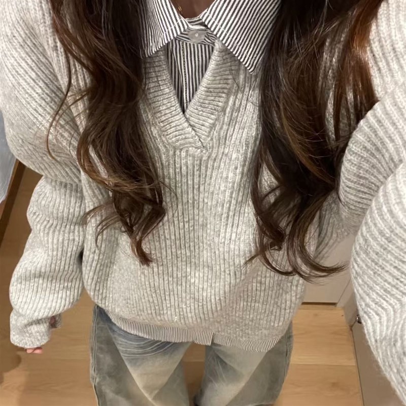 松弛感!慵懒风V领套头毛衣女2025冬季新款韩版宽松针织衫上衣潮