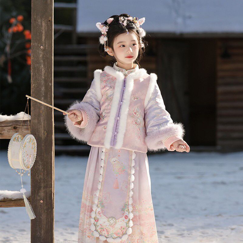 汉服女童冬装2025款宝宝国风长裙套装古装年服儿童过年唐装拜年服