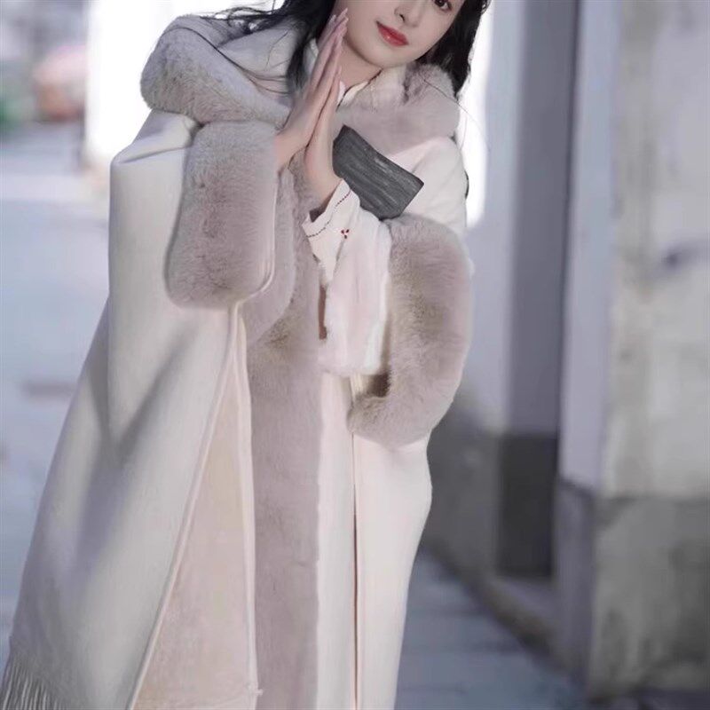 长款大毛领斗篷披肩配旗袍外搭加绒加厚仿皮草毛呢外套流苏上衣