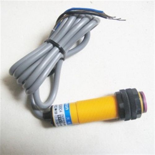 红外线E3F-DS30C4漫反射光电开关30CMNPN三线常开E3FDS30P1 PNP