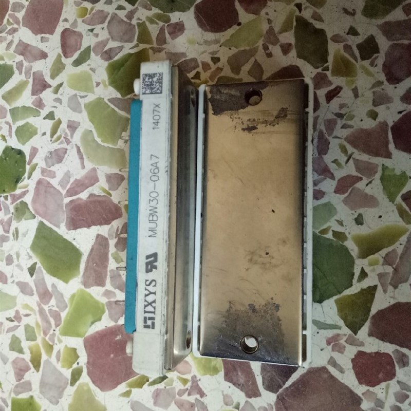 MUBW30-06A7 BSM30GP60 7MBR30SA060 FP30R06KE3 原装拆机正品,