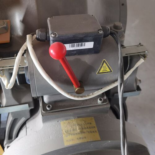 全新巨人通力FYJ245 245D 240B 主机制动器 抱闸DZE-12E开关 闸瓦