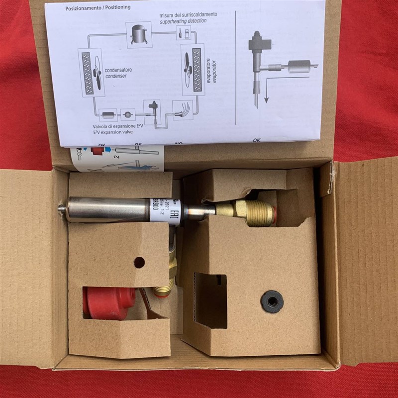 现货全新意大利卡乐CAREL电子膨胀阀E2V11BSF00 现货