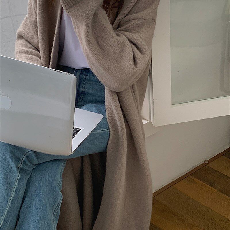 七个羊秋冬慵懒风宽松燕麦色针织开衫女小个子毛衣外套中长款过膝