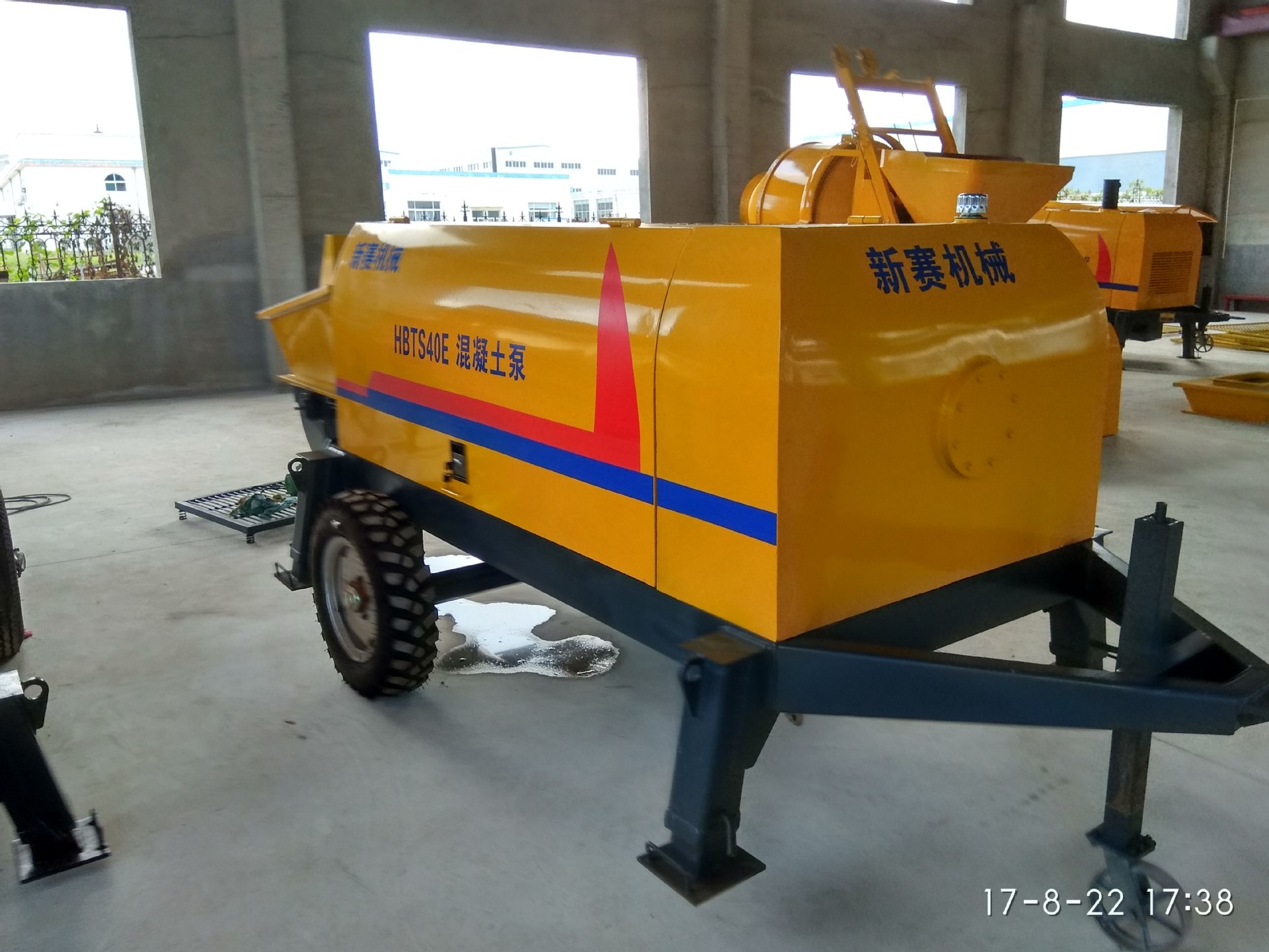HBT40C细石泵混凝土输送泵车
