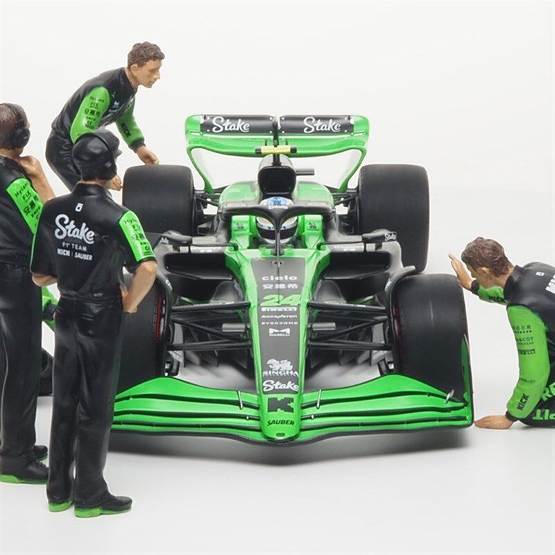 预1:18 1:43索博F1车队C44车I队人偶套装包5人组场景模型