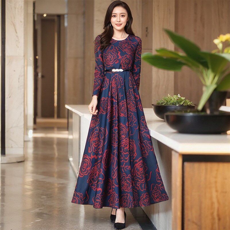 长袖针织连衣裙女2024年春季新款复古收腰长款大摆显瘦大码长裙子