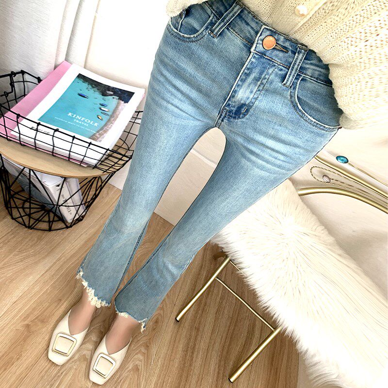 超洋气~浅蓝色开叉牛仔裤女显瘦九分小个子微喇裤2024春夏喇叭裤