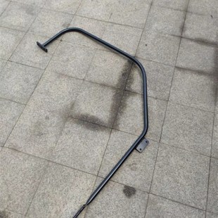 新源轮胎式挖掘机配件胶轮C75W轮挖机械原装右工具箱上车扶手护栏