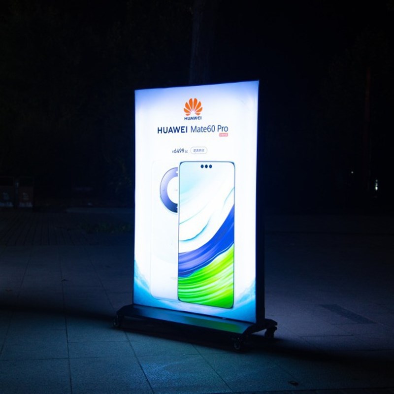 立式软膜灯箱夜间k发光发亮灯箱广告牌带滑轮可移动双面卡布灯箱