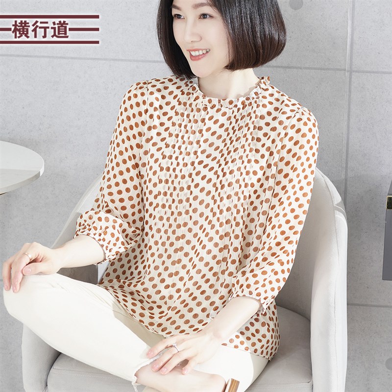 圆领宽松波点雪纺七分袖上衣2025新款春装休闲大码外穿女上衣小衫