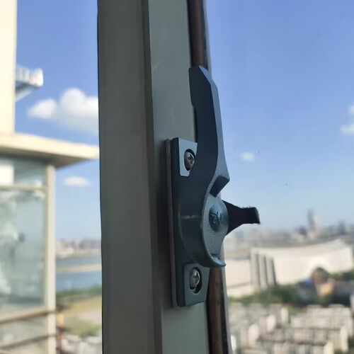 90型铝合金门窗锁扣老式推拉平移窗H户月牙锁搭扣门窗月牙勾窗锁