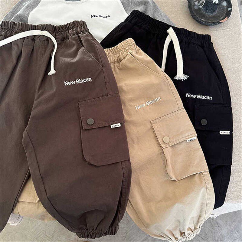 儿童工装裤秋季男童2024新款小童口袋长裤宝宝字母束脚卫裤女洋气