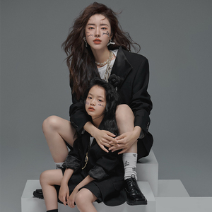 新款影楼亲子主题时尚帅气走秀黑色西装套装日常宽松休闲母女西服