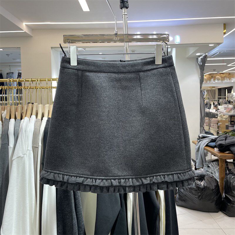 8090服饰B241106冬季韩版高腰木耳边拼接设计半身裙女A字包臀短裙