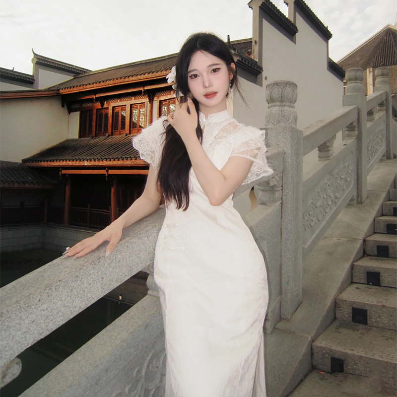 新中式白色蕾丝小飞袖改良苏州旗袍女2025春夏国风修身气质连衣裙