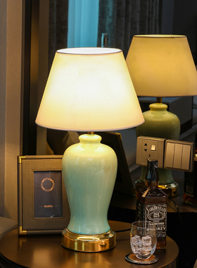 复古青色陶瓷g台灯古典高档办公室书房客厅卧室牀头柜家居摆饰饰