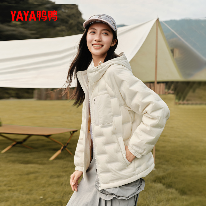 短款秋冬季连帽户外新品YAYA鸭鸭