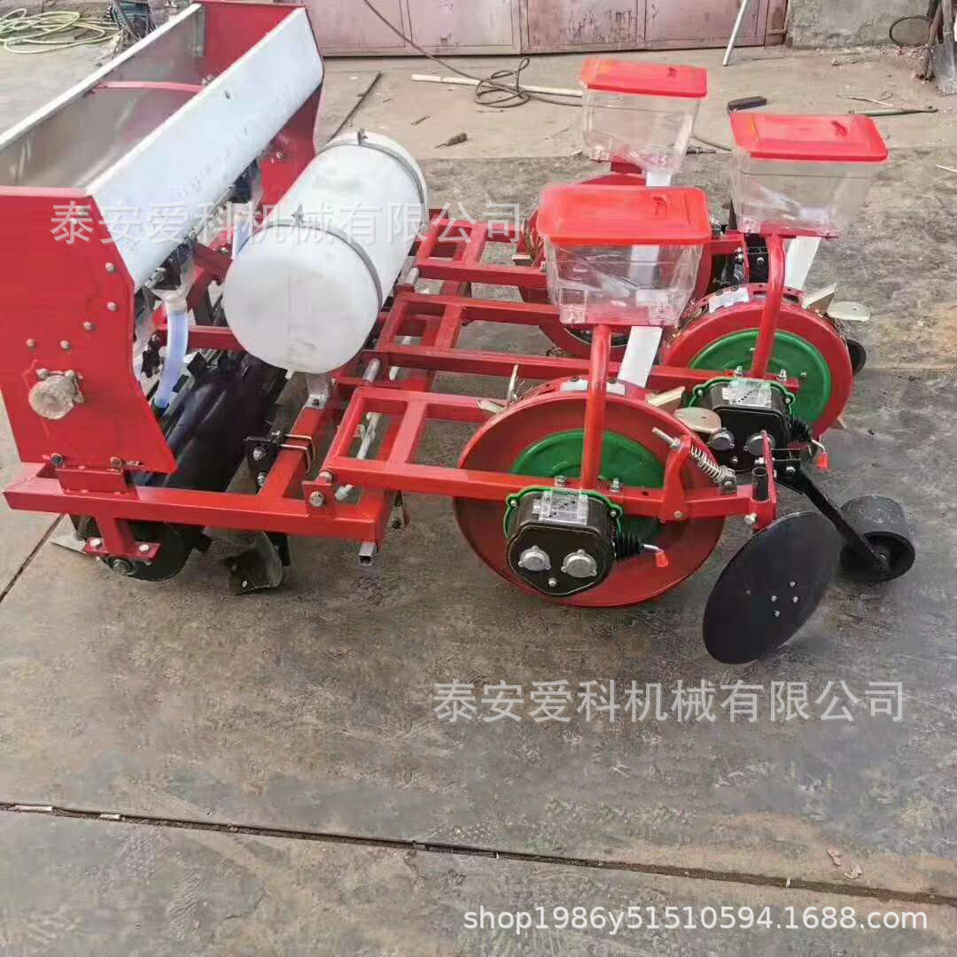 甘肃景泰免打孔膜上播种机
