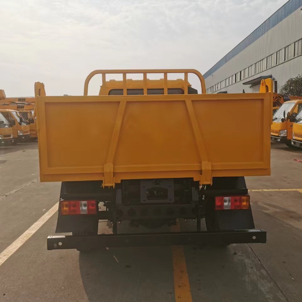 江铃平板货车3-5吨欧三排放