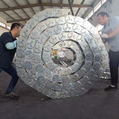 桥式钢制拖链穿线管坦克链雕刻闭机全油机封拖链数控JVB床钢铝拖