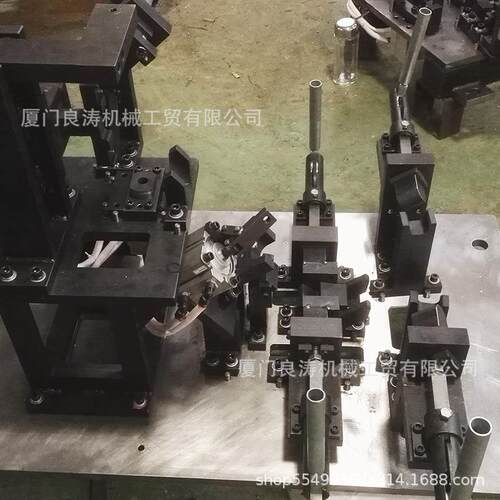 厂家定 做工装夹具 快速 汽车焊接工装K夹具标准件 手工焊接治具