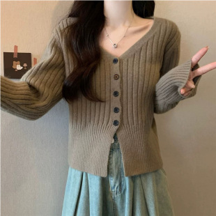 毛衣外套女 针织开衫 2025秋新款 韩系气质减龄百搭V领单排扣长袖